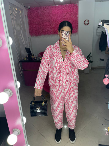 3. ست کت و شلوار صورتی لاکچری | استایل ترند ۲۰۲۶
